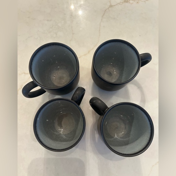 Jars France Tourran Set of 4 Mugs - Picture 4 of 4